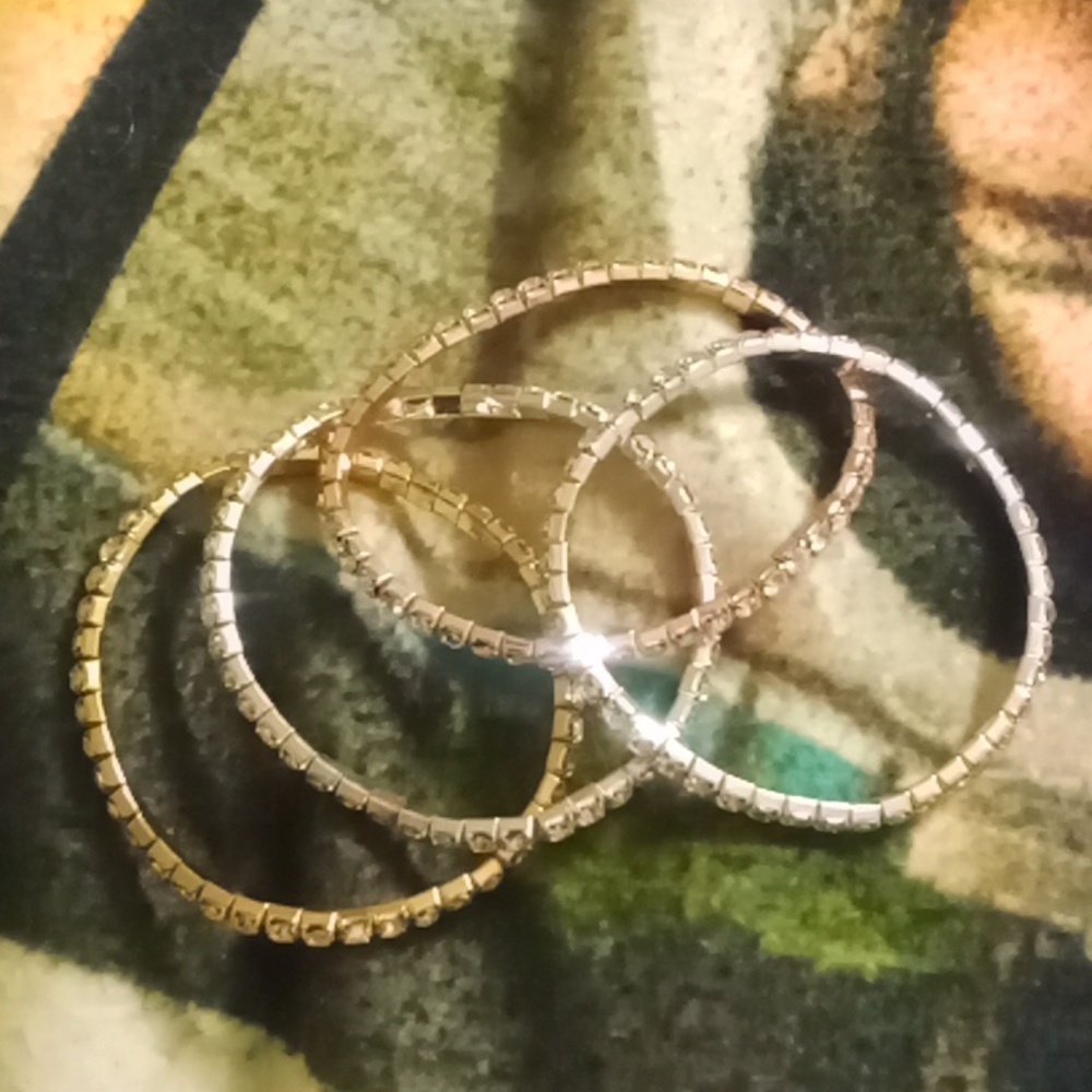 Women's bracelets